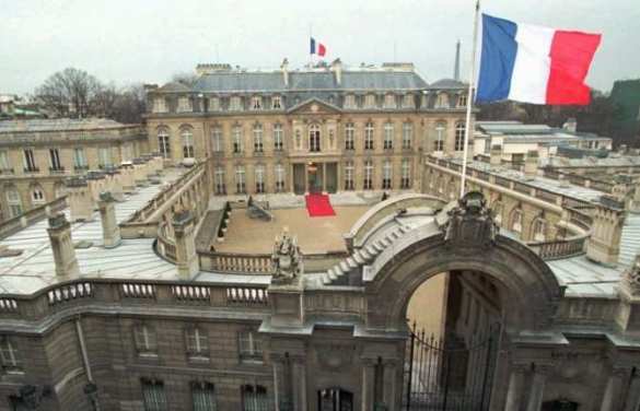 Le Monde: Kiev peace accord violation starts to trouble the West | Русская весна