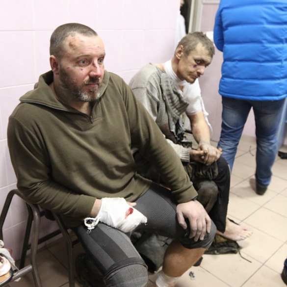 МОЛНИЯ: в Донецком аэропорту взята в плен очередная порция «киборгов» в количестве 16-ти штук (фото, видео) | Русская весна