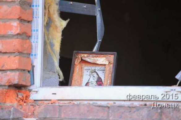 Wieder Angriffe auf Donezk – Stadtbehörden berichten von neuen Zerstörungen (FOTOS) | Русская весна