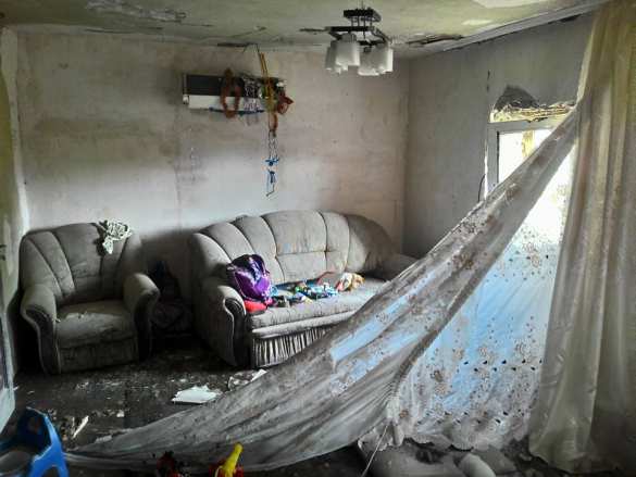 «Эй вы, на Украине, или как вы ее там называете — будьте вы прокляты!» — жители Горловки после сегодняшнего ночного обстрела (видеорепортаж) | Русская весна