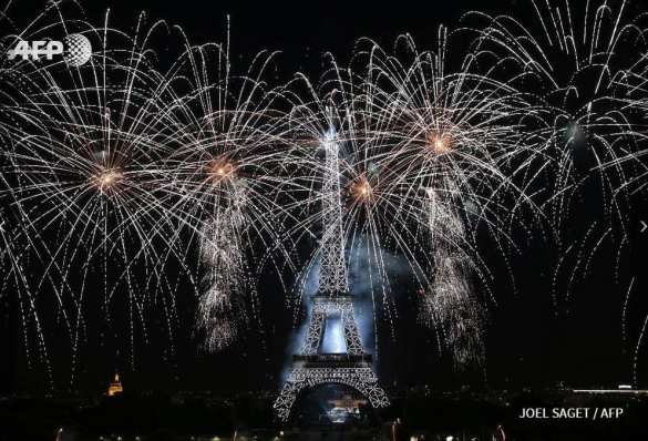 «День взятия Бастилии» обошелся Парижу в 721 сожженный автомобиль и разгромленный супермаркет | Русская весна