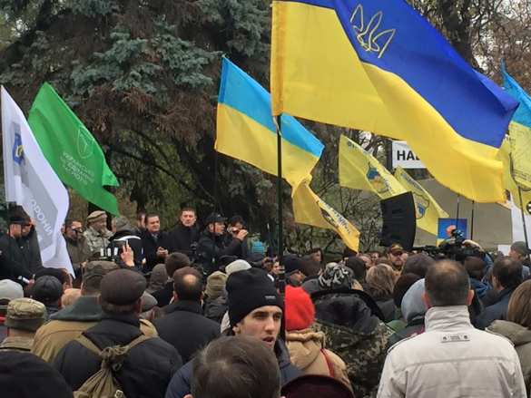 Майдан Ляшко со сцены импровизированного «майдана» под Радой «мочит» Порошенко (ФОТО, ВИДЕО) | Русская весна