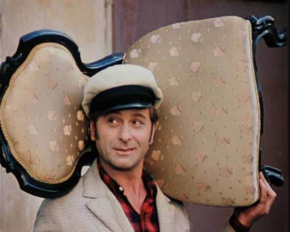 В стране с населением 130 млн у каждого будет право на стул на рабочем месте | Русская весна