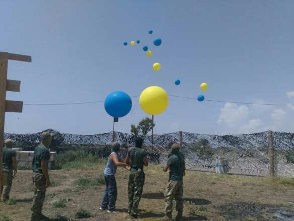 «Крымскотатарский батальон» бизнесмена Ислямова запустил «шары пропаганды» с призывами к этническим чисткам в Крыму (ФОТОФАКТ) | Русская весна