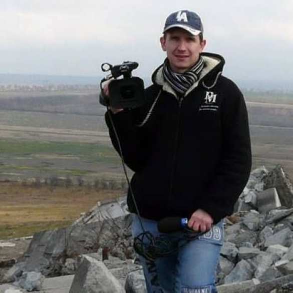 TV journalists wounded in Donetsk | Русская весна