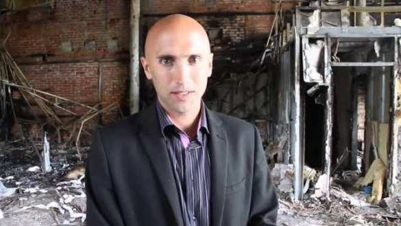 Грем Филипс попал в тайный бункер ополченцев и на место падения ракеты (видео) | Русская весна