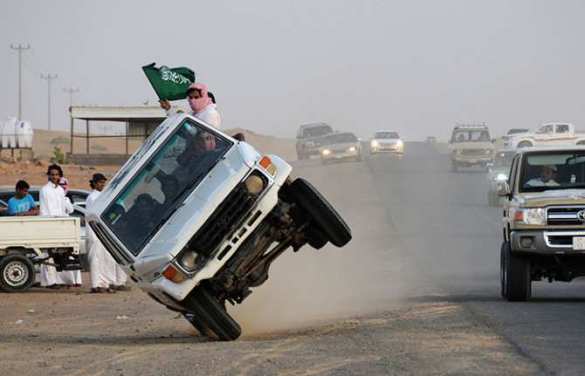 Российские нефтяники попросили у государства защиты от саудовской нефти | Русская весна