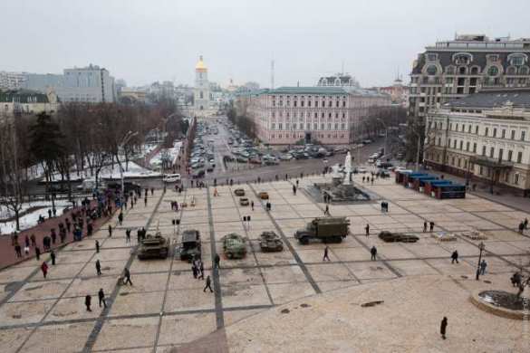 Die Ausstellung der &quot;Beweise für militärische Invasion Russlands&quot; auf einem Platz in Kiew.  | Русская весна
