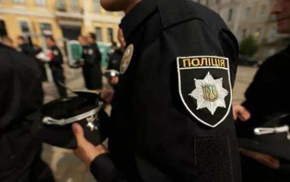 Яценюк: новая полиция будет иметь уважение граждан Украины за красивую форму и красивые глаза (ФОТО) | Русская весна