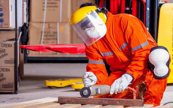 Спецодежда в 21-м веке: виды и их значение | Русская весна