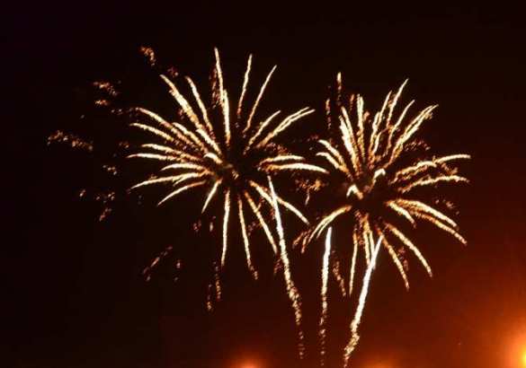 О чем говорила молодежь во время салюта в Донецке  | Русская весна