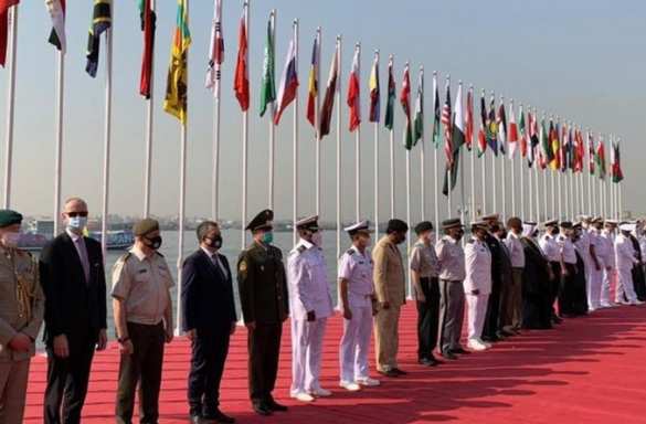 Знаки: флаг США упал на открытии международных учений (ВИДЕО) | Русская весна