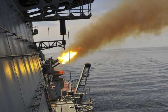 Удары по корабельной группировке «противника» с ракетных крейсеров в Баренцевом море (ВИДЕО) | Русская весна