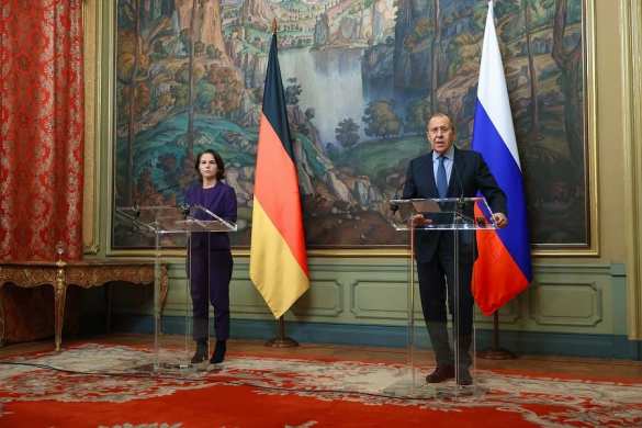 Глава МИД ФРГ раскрыла детали переговоров с Лавровым | Русская весна