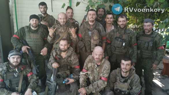 Наши герои, остановившие прорыв врага и сражавшиеся в окружении в колонии в Малой Локне, вышли (ФОТО, ВИДЕО) | Русская весна