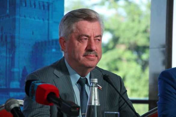 В Луганске ранен депутат Госдумы (ВИДЕО) | Русская весна