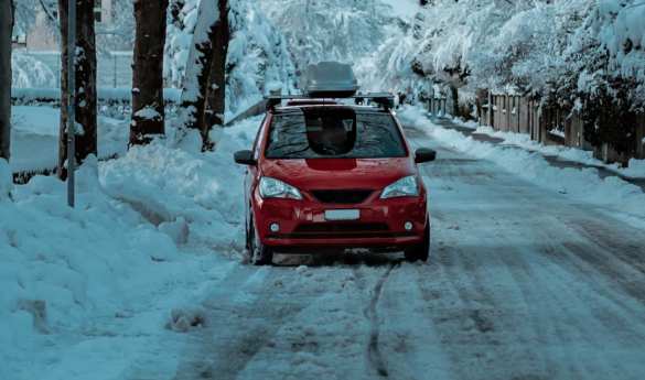 В России предлагают ужесточить использование шипованных шин | Русская весна