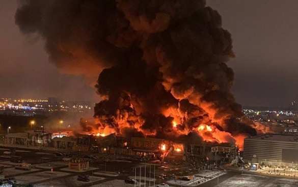 Названа причина сильнейшего пожара в гипермаркете под Москвой | Русская весна