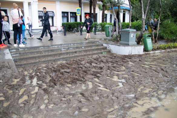«Не повод для шуток»: Аваков изобразил благородство, осудив злорадство по поводу катастрофы в Крыму | Русская весна