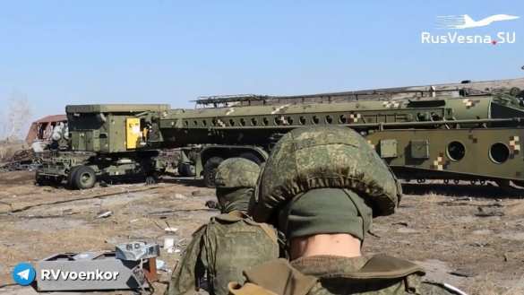 Впечатляющие кадры: русские военные показали разгромленную базу ВСУ с С-300 у Харькова (ВИДЕО) | Русская весна