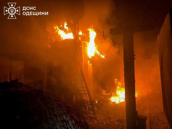 Украинская сеть EVA без товаров: уничтожен сортировочный центр компании | Русская весна