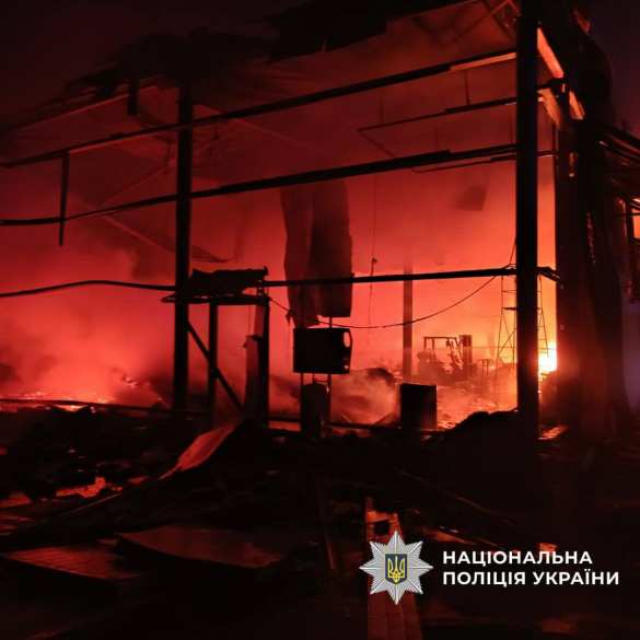 Мощный пожар на складе врага в Чугуеве после ударов «Гераней» (ФОТО) | Русская весна