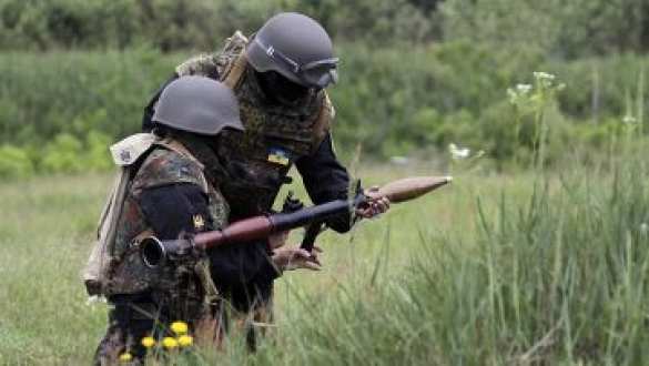 Ополчение: Украинские силовики пытаются окружить Горловку | Русская весна