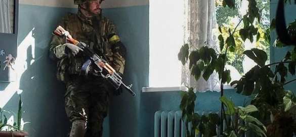 Снова SOS из котелка: рота украинских десантников просит журналистов о спасении | Русская весна