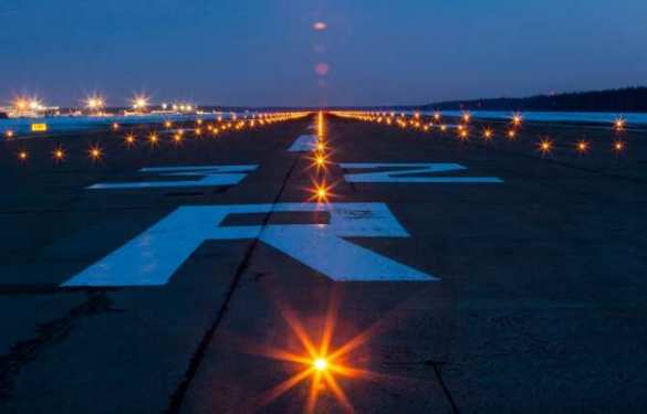 Украина рассматривает предложения России по возобновлению авиаперелетов | Русская весна