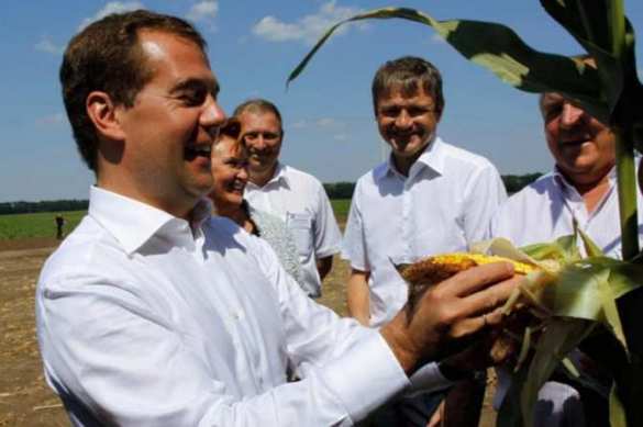 Медведев: Россия может сама себя прокормить | Русская весна