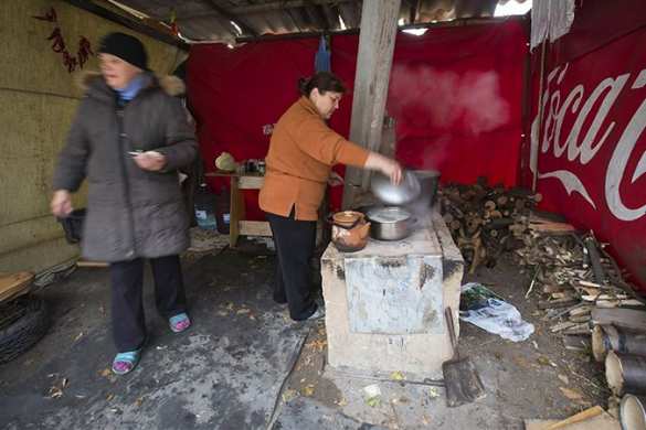 Жители ДНР в декабре начнут получать пенсии | Русская весна