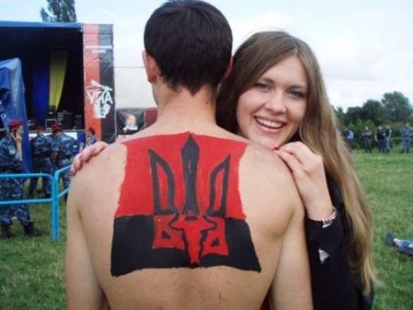 «Наш генетический код песнями говорит», или Как в Полтаве отметят день независимости Украины | Русская весна