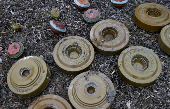 В Станице Луганской на растяжке подорвались гражданские жители, двое погибли | Русская весна