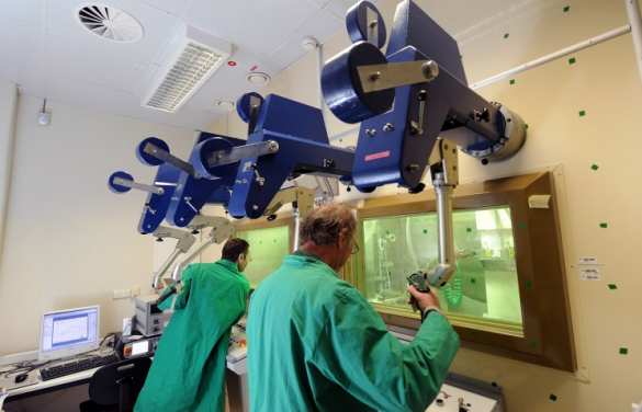 Японские ученые выплавили небьющееся стекло | Русская весна