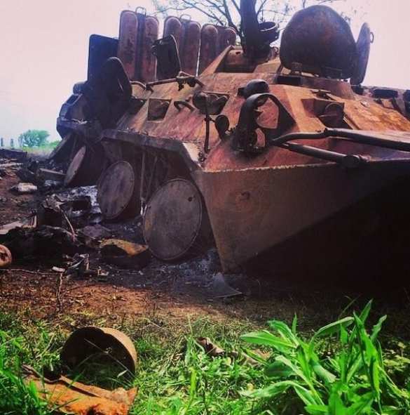 Игорь Стрелков: уточнение по вчерашнему бою вблизи Краматорска (видео+фото) Игорь Стрелков: уточнение по вчерашнему бою вблизи Краматорска (видео+фото) | Русская весна