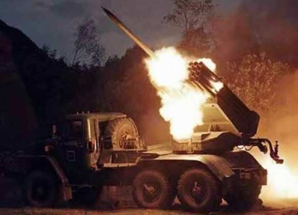 Kiev deploying Grad rocket launchers along frontline | Русская весна