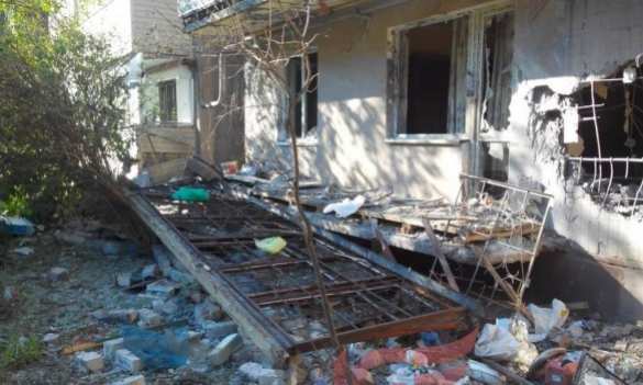 Окраины Горловки вновь под обстрелом | Русская весна