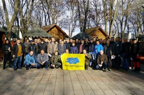 Автомайдан готовится провести всеукраинскую акцию протеста, заблокировав все таможенные посты Западной Украины | Русская весна