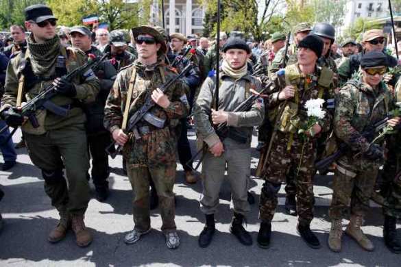 Донецк готов для отражения атаки, шахтеры встанут на защиту своего города (видео-включение) Opolchenec Донецк готов для отражения атаки, шахтеры встанут на защиту своего города (видео-включение) | Русская весна