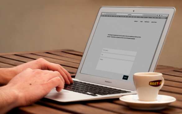 Ваш компас в океане техники: Как сайты-обзорники помогают найти идеальный гаджет | Русская весна