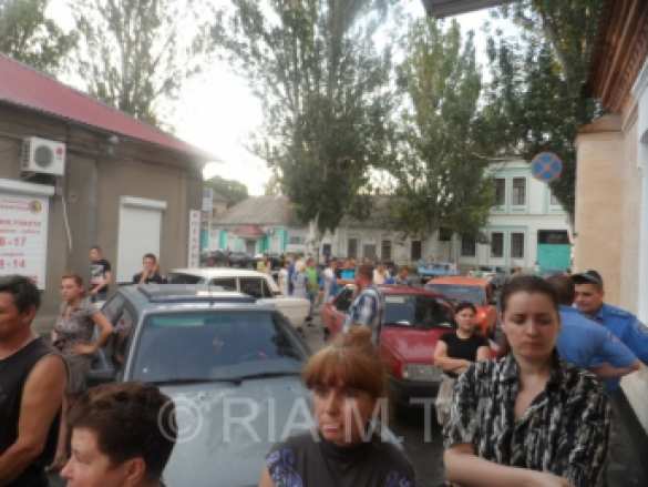 «С угрозами перестрелять контрактников отправляют на войну в Донецк». Матери не дали отправить своих детей под Славянск. Свидетельства родителей (видео) | Русская весна