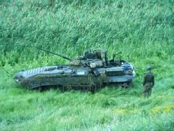 В задержанном украинском БМП были боеприпасы (видео) | Русская весна