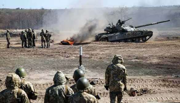 Militärübungen neben Nikolajew: Kiew redet über Frieden, doch bereitet sich für Krieg (VIDEO) | Русская весна