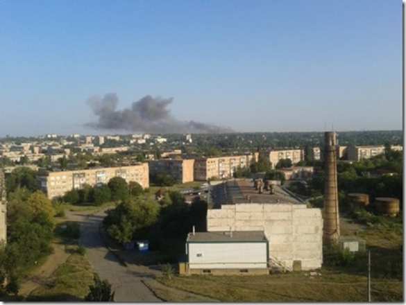 Антрацит в огне: Последствия бомбардировки железнодорожной станции (видео) | Русская весна