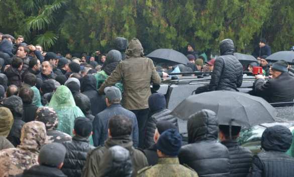 Абхазию жёстко мандаринит — а наш МИД даже озабоченность не выразил (ВИДЕО) | Русская весна