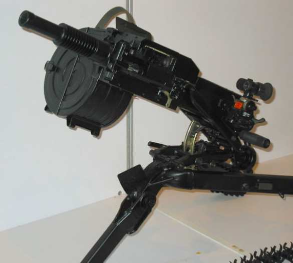 Граната для Порошенко: как президент-олигарх зарабатывает на войне — скандальное расследование (ВИДЕО) | Русская весна