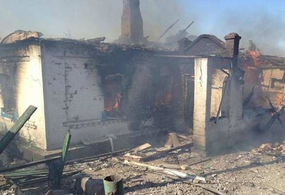 Три мирных жителя получили ранения в результате обстрела ВСУ Александровки | Русская весна