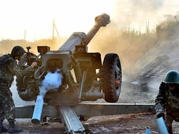 Пенсионеры Александровки называют ее поселком выбитых окон из-за постоянных обстрелов | Русская весна