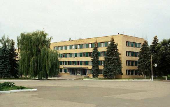 Глава Амвросиевского района ДНР: «Город восстанавливает предприятия и начинает работать» | Русская весна