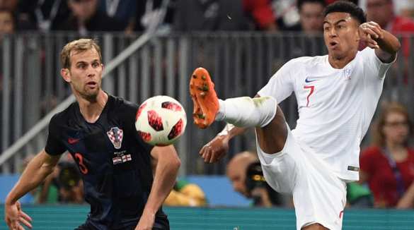 Сборная Англии пыталась сжульничать, пока хорваты праздновали гол — неожиданные кадры (ВИДЕО) | Русская весна